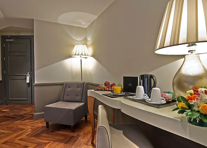 Otel Lunetta 4*