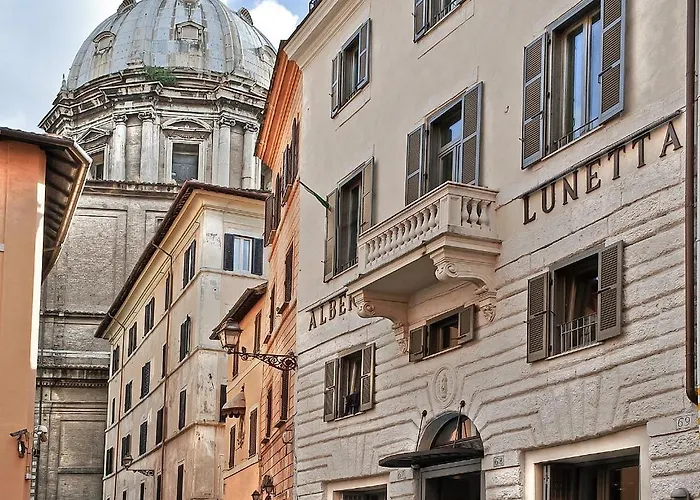 Otel Lunetta 4*